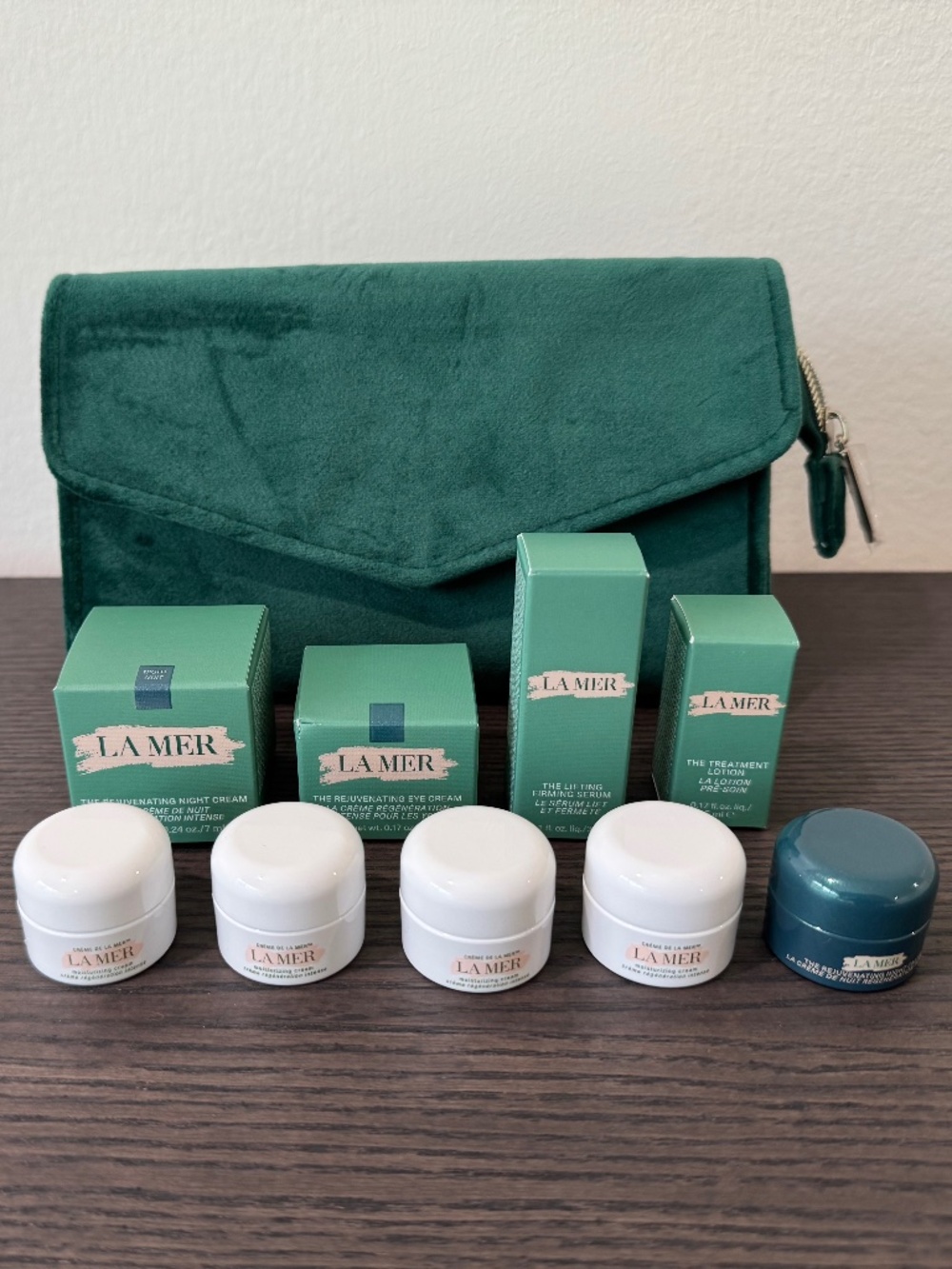 $500 worth of Brand new 10 pieces of La Mer skincare products
